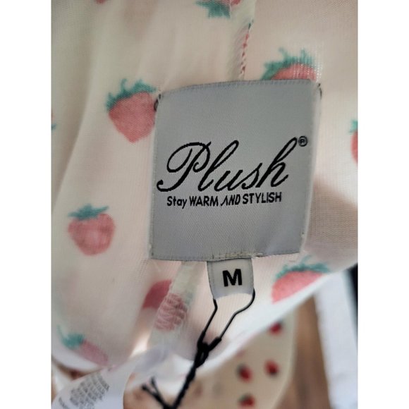 New Plush Apparel 2 Pc Pajama Set Strawberries Short Sleeve Long Oants Sz M - Picture 8 of 10